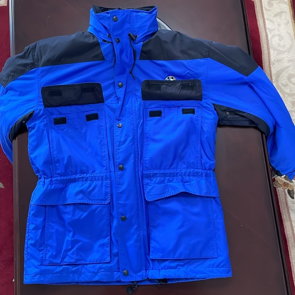 COPY - BMW coat - Picture 17 of 17